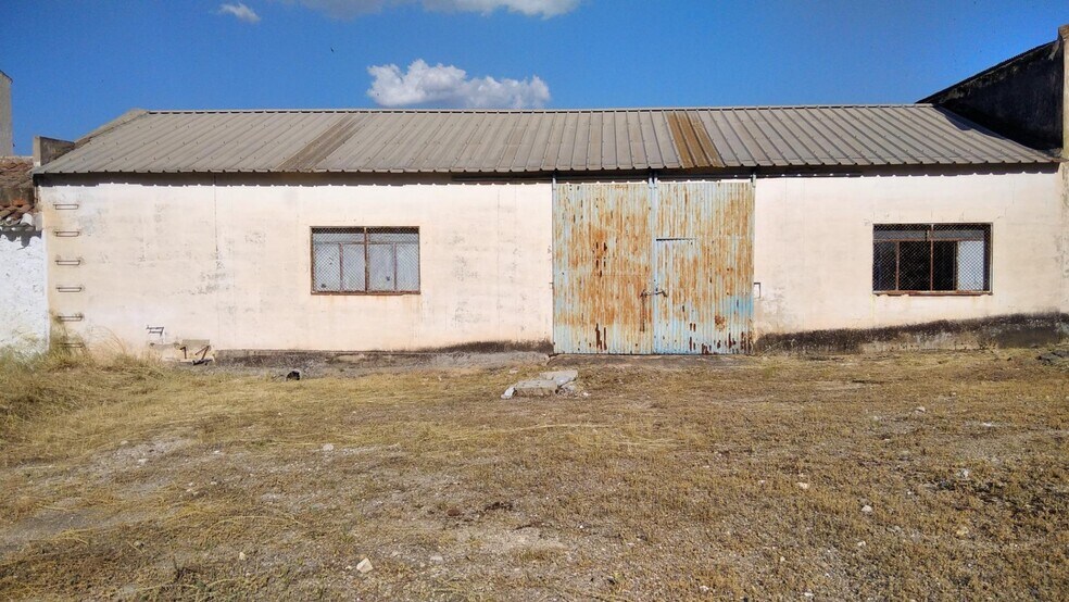 Industriel/Logistique dans Calasparra, Murcia à vendre - Photo de l’immeuble – Image 1 sur 14