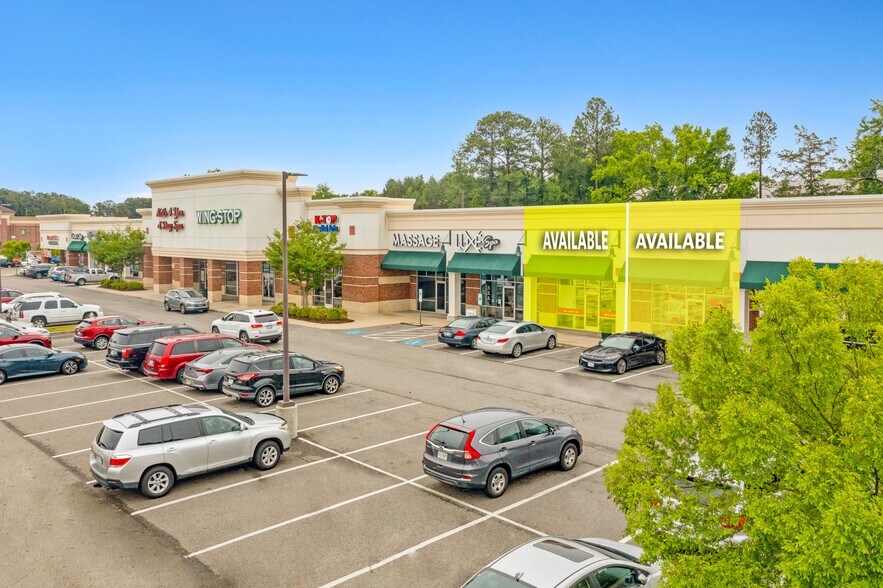 9050 Staples Mill Rd, Richmond, VA à louer - Photo de l’immeuble – Image 3 sur 11