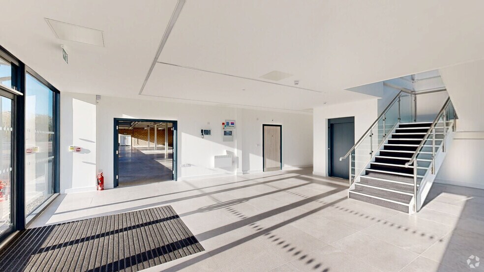 Stanley Green Business Park, Cheadle à vendre - Numérisation 3D Matterport – Image 2 sur 28