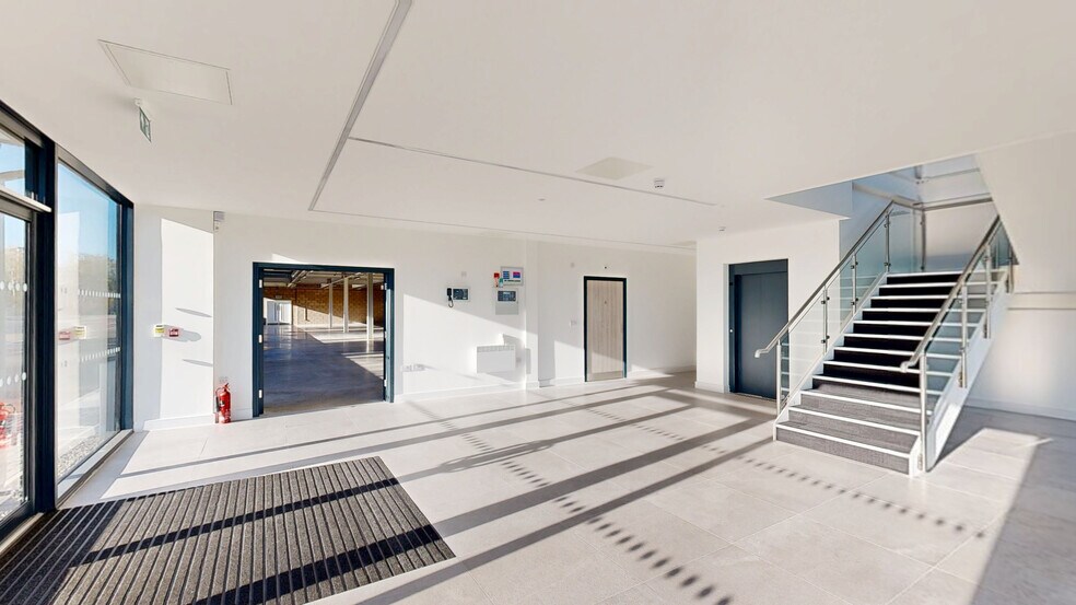 Stanley Green Business Park, Cheadle à vendre - Numérisation 3D Matterport – Image 2 sur 28
