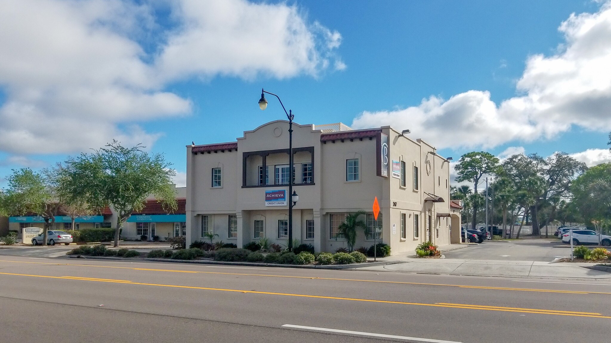 247 Tamiami Trl S, Venice, FL à vendre Photo principale– Image 1 sur 37