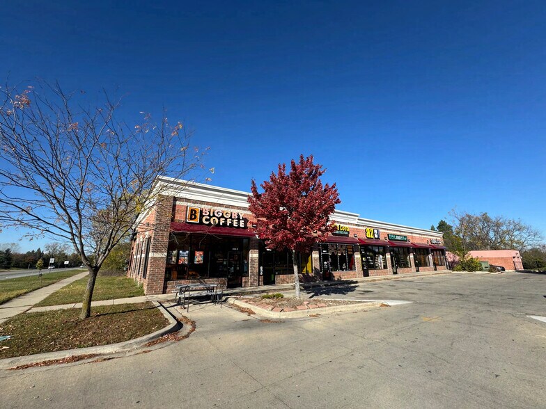 3980 Platt Rd, Ann Arbor, MI à louer - Photo de l’immeuble – Image 1 sur 5