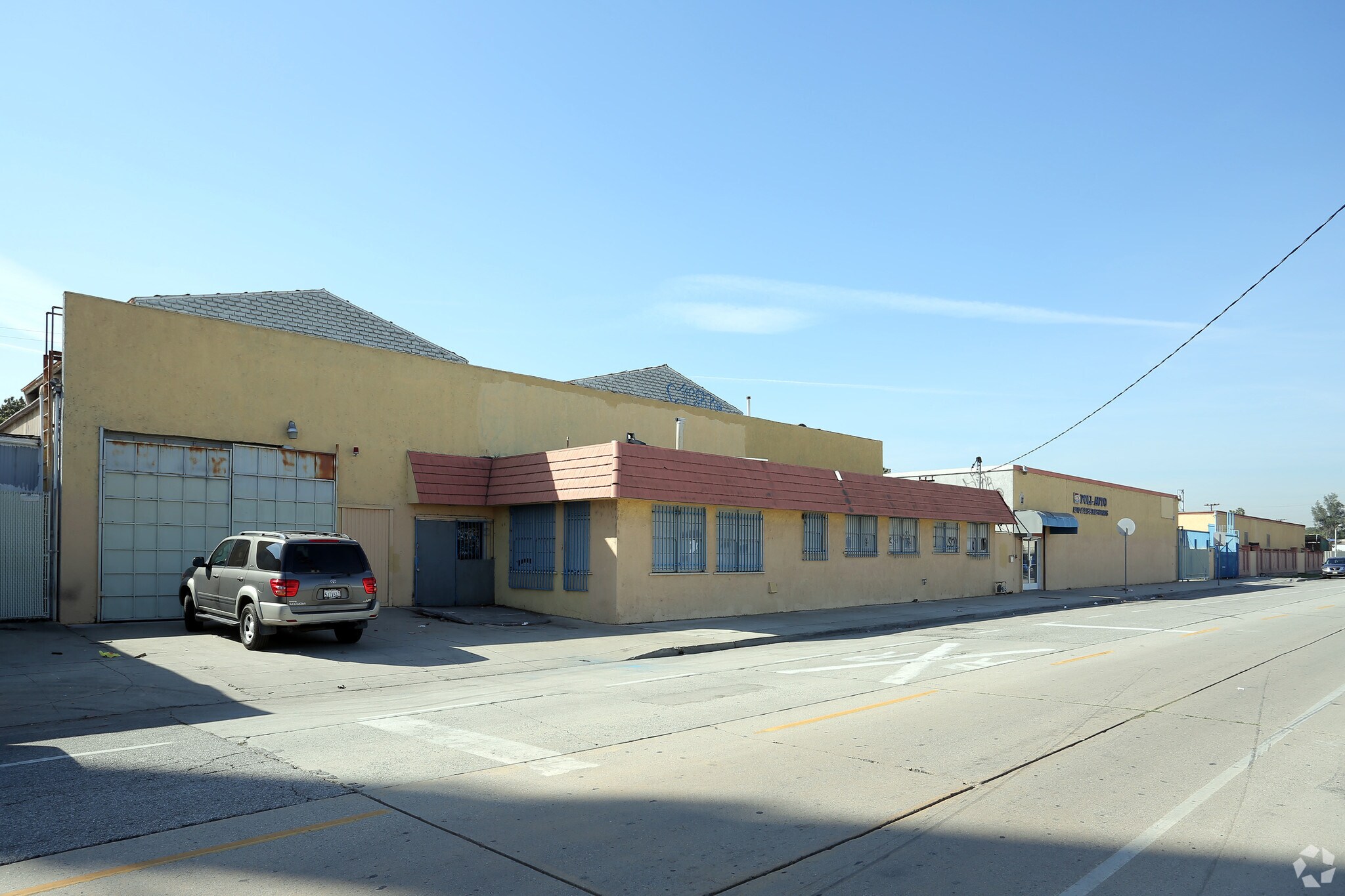 5202-5224 Southern Ave, South Gate, CA à louer Photo principale– Image 1 sur 12