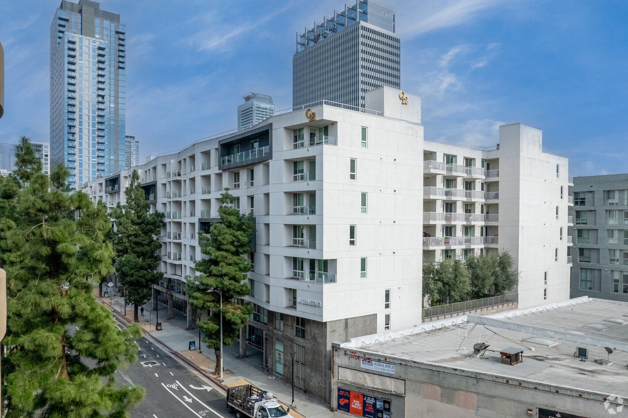 1200 S Grand Ave, Los Angeles, CA à louer Photo principale– Image 1 sur 40