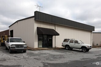 1498 Farmer Rd, Conyers, GA à louer Photo de l’immeuble– Image 1 sur 2
