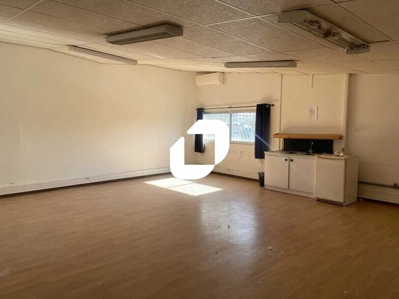 Bureau dans Bègles à louer - Photo de l’immeuble – Image 2 sur 15