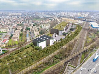 Plus de détails pour 16 Chemin Des Carouges, Bondy - Local d'activités à louer