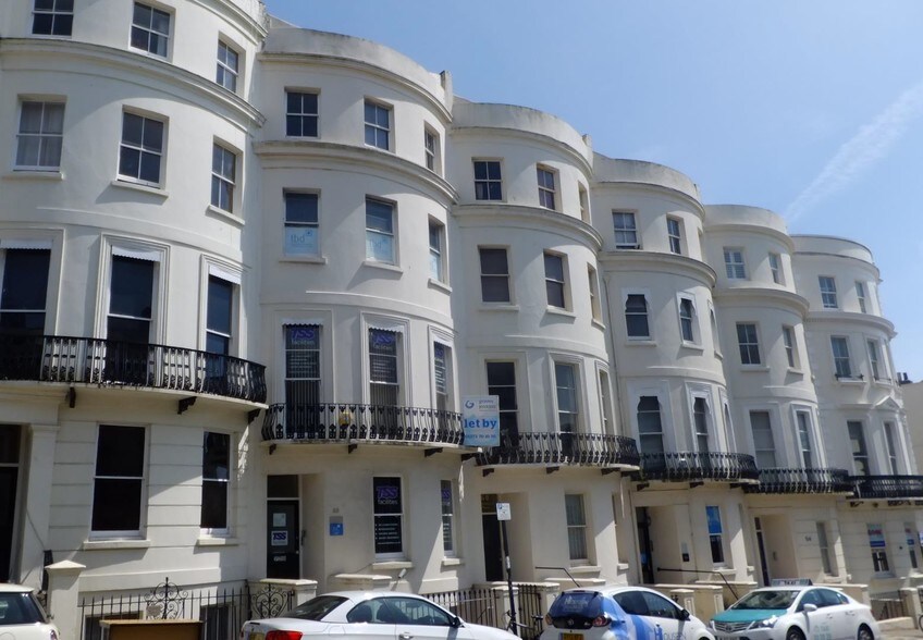 60 Lansdowne Pl, Hove à louer - Photo de l’immeuble – Image 3 sur 3