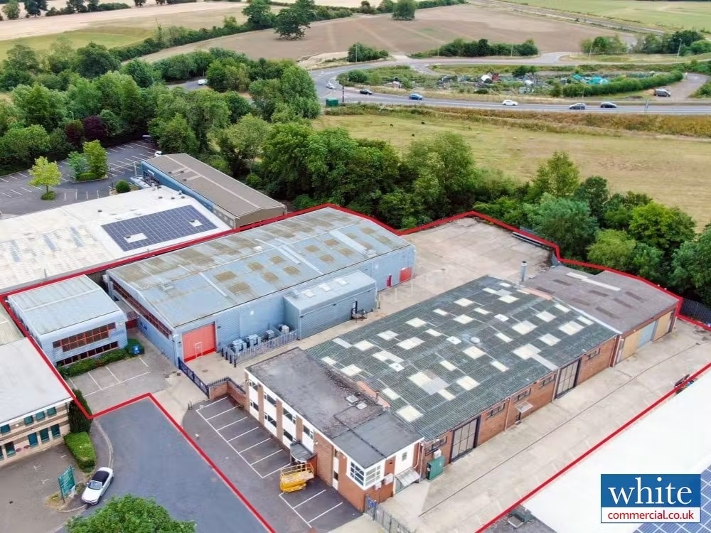 Unit B4 Telford Rd, Bicester à louer Aérien– Image 1 sur 6