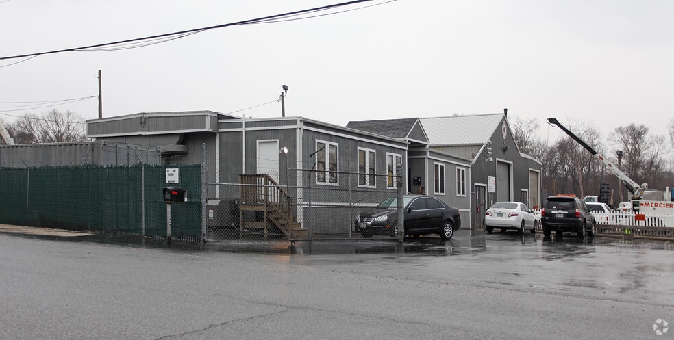 Shipley Ave portefeuille de 3 biens à vendre sur LoopNet.fr - Photo de l’immeuble – Image 2 sur 2