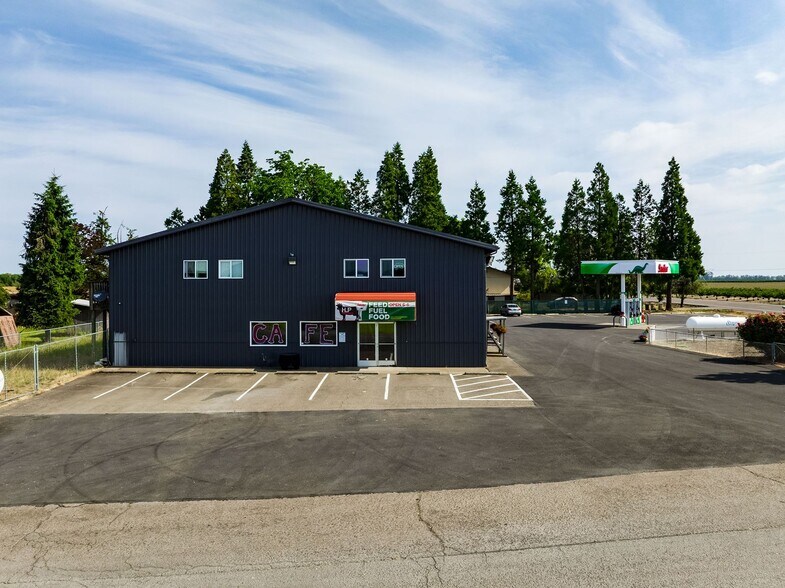 27678 Highway 99W, Corvallis, OR à vendre - Photo principale – Image 2 sur 16