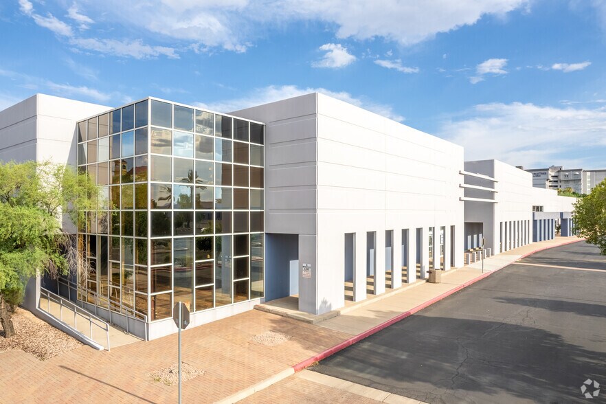 1337-1341 S Alma School Rd, Mesa, AZ à vendre - Photo de l’immeuble – Image 1 sur 15