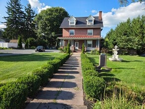 410 E Main St, Hummelstown, PA à louer Photo intérieure– Image 1 sur 6