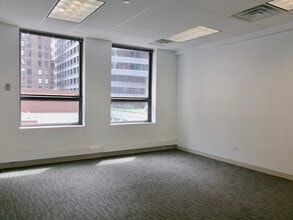 205 W Randolph St, Chicago, IL à louer Photo intérieure– Image 1 sur 4