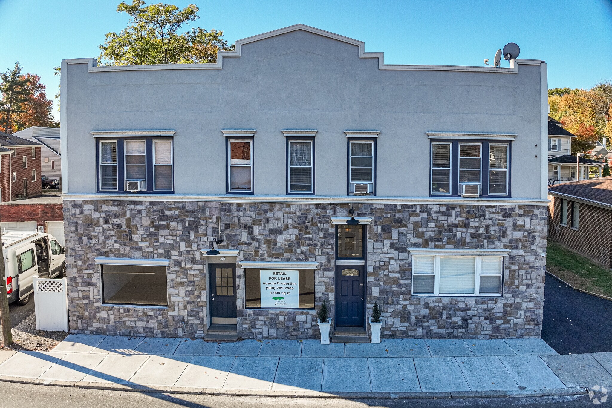 19 Morris Ave, Springfield, NJ à louer Photo principale– Image 1 sur 12