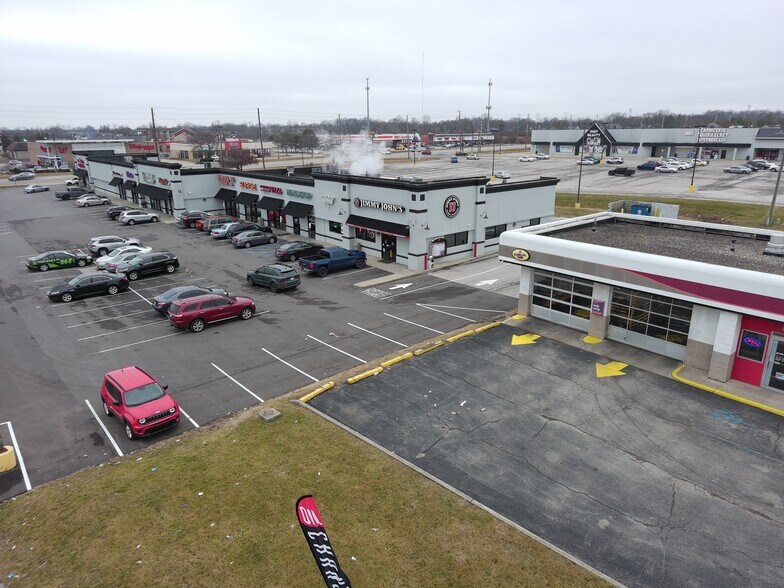 5630 Georgetown Rd, Indianapolis, IN à vendre - Photo de l’immeuble – Image 2 sur 10