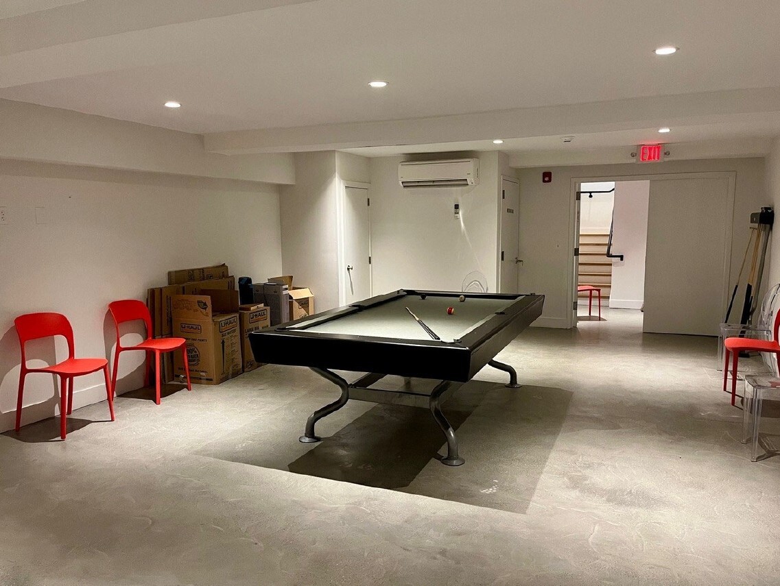 1501 Kings Hwy E, Fairfield, CT à louer Photo intérieure– Image 1 sur 1