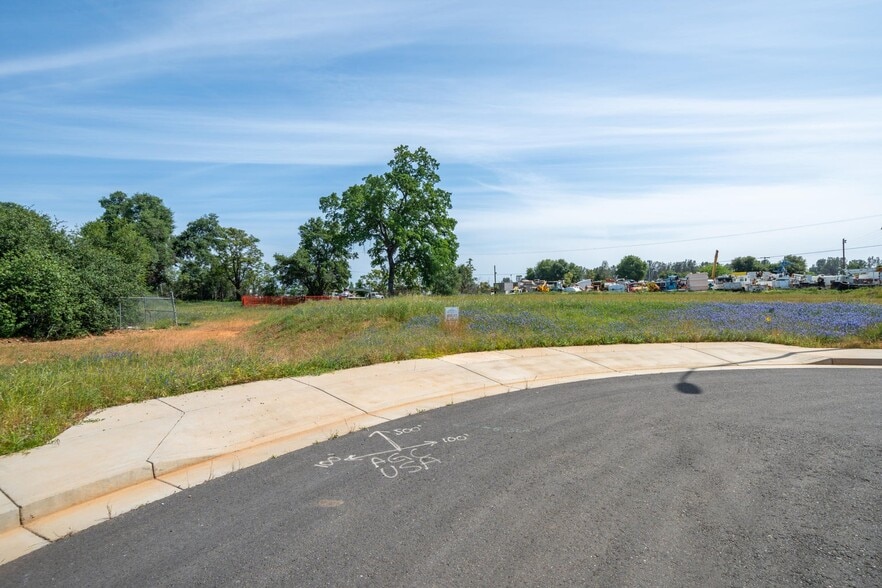 Rancho Industrial Park, Redding, CA à vendre - Photo principale – Image 1 sur 4
