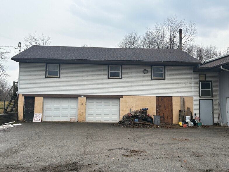 417 Meyers Ln, McDonald, PA à vendre - Photo de l’immeuble – Image 3 sur 7