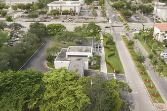 3660 NW 31 Street, Lauderdale Lakes, FL - VUE AÉRIENNE  vue de carte - Image1