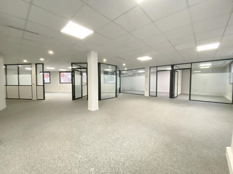Bureau dans Boulogne-Billancourt à louer - Photo intérieure – Image 3 sur 6