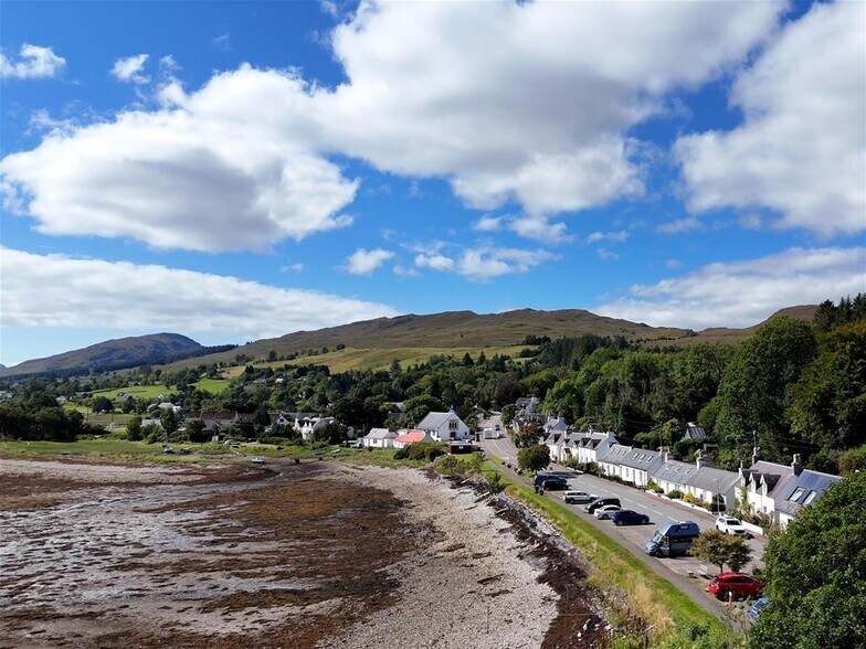 Waterside Café & Flat, Strathcarron à vendre - Photo de l’immeuble – Image 2 sur 25