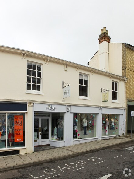 3 Market Hl, Saffron Walden à louer - Photo de l’immeuble – Image 2 sur 5