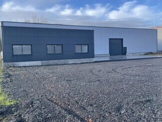 Plus de détails pour Bureau, Industriel/Logistique à louer