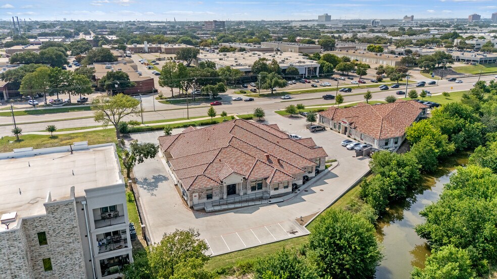 800 N Plano Rd, Richardson, TX à vendre - Photo de l’immeuble – Image 1 sur 40