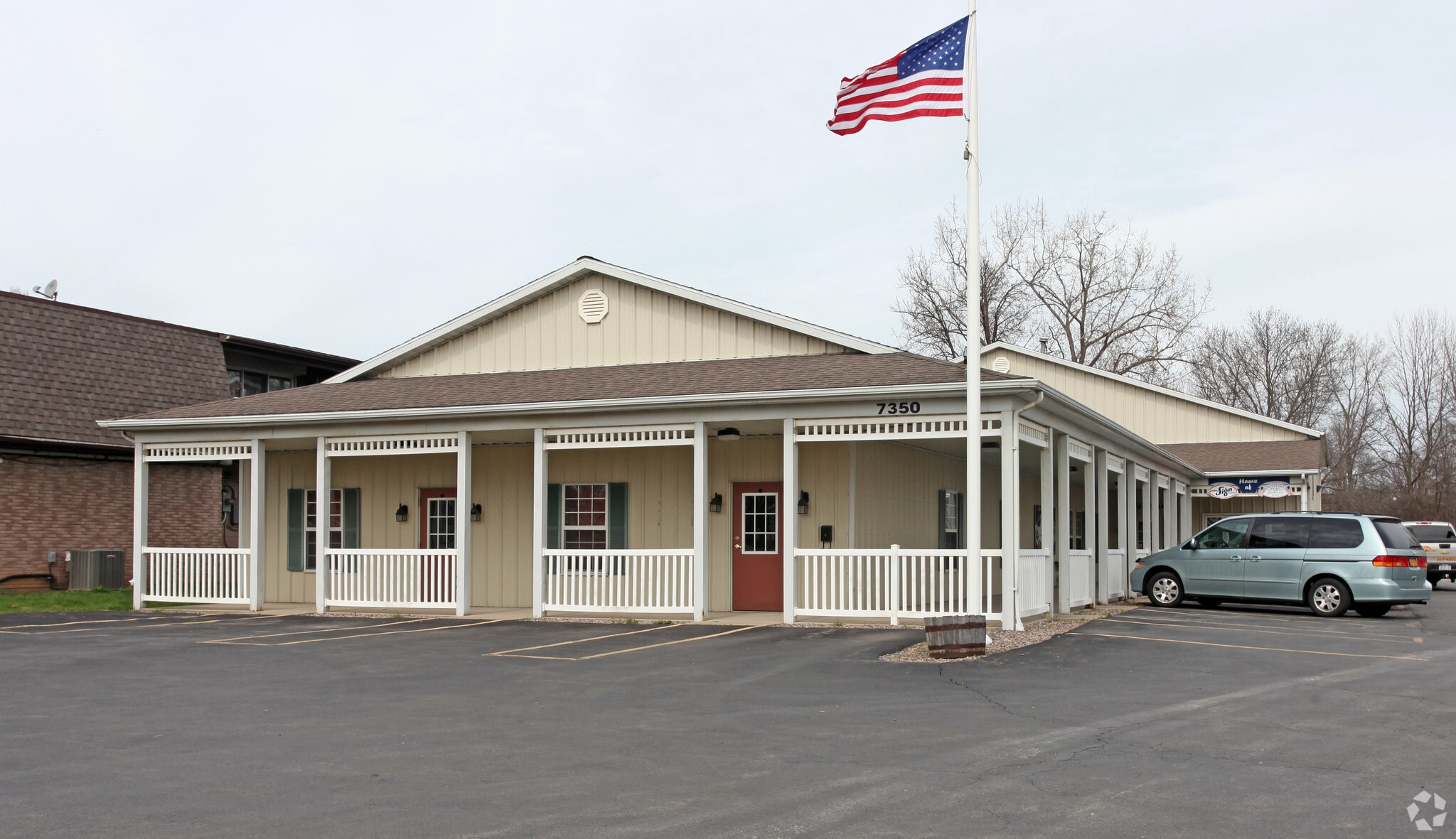 7350 Porter Rd, Niagara Falls, NY à louer Photo principale– Image 1 sur 4