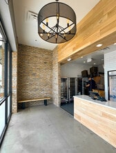 2110 Pearland Pky, Pearland, TX à louer Photo intérieure– Image 2 sur 3