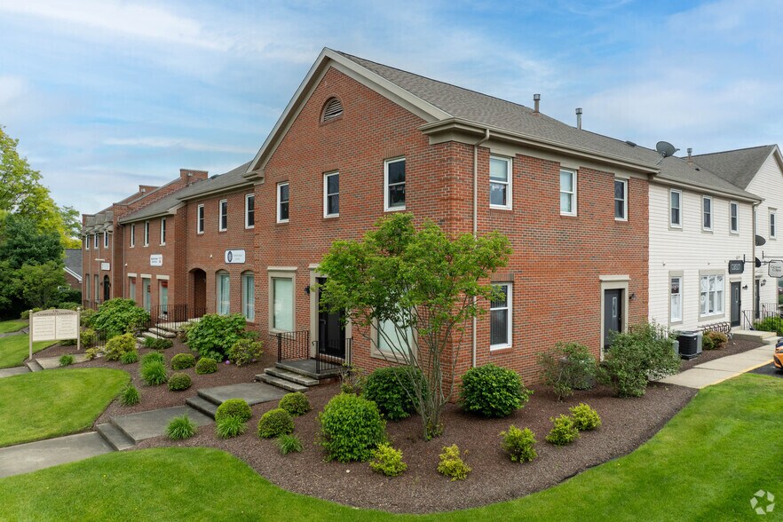 126 W Streetsboro St, Hudson, OH à vendre - Photo de l’immeuble – Image 1 sur 5