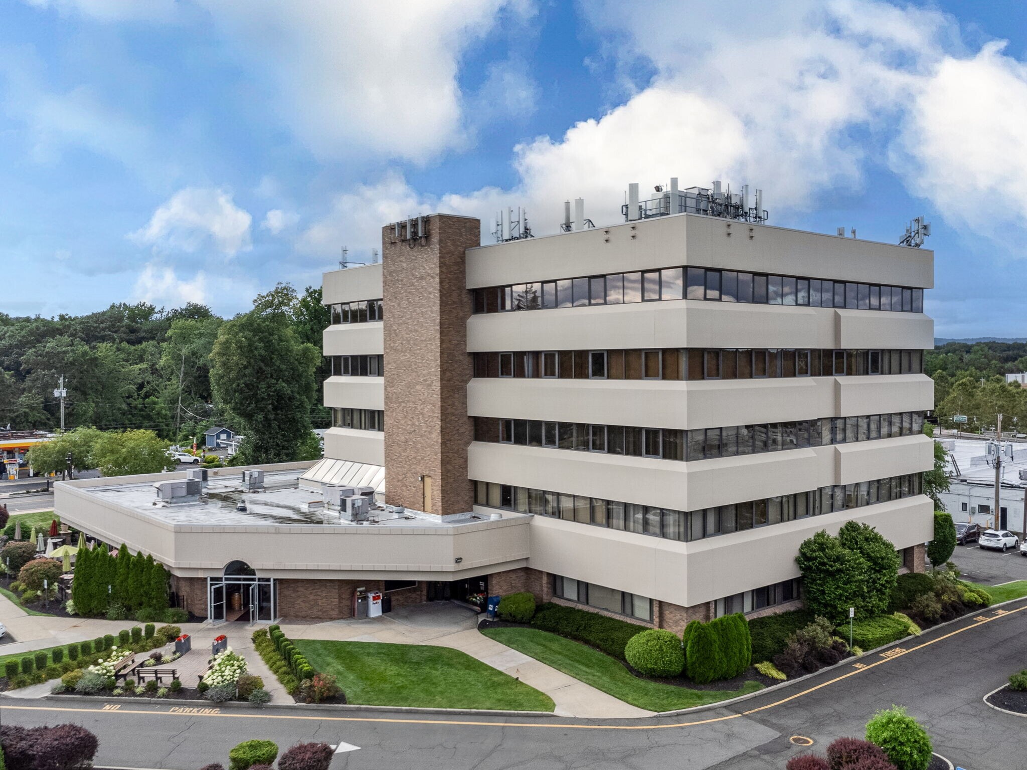 254 S Main St, New City, NY à louer Photo de l’immeuble– Image 1 sur 16