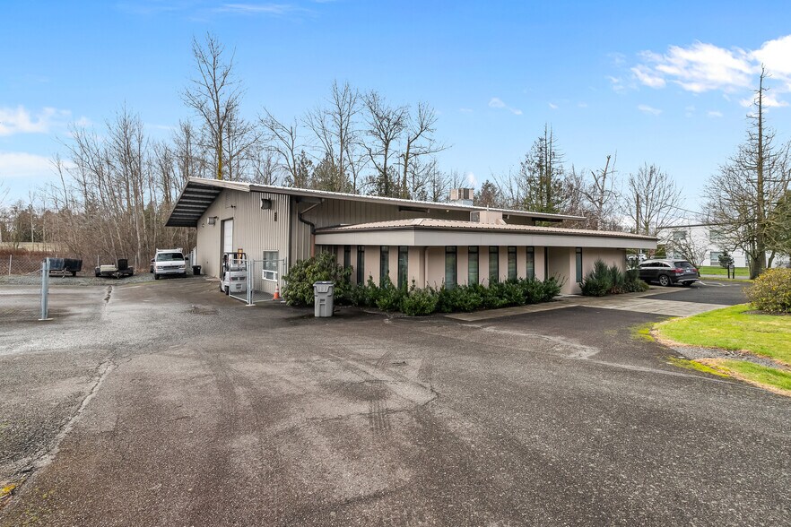 3824 Williamson Way, Bellingham, WA à louer - Photo de l’immeuble – Image 3 sur 15