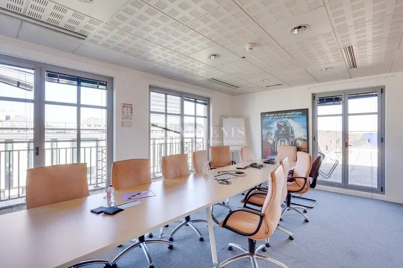 23 Place D'Ariane, Chessy à louer - Photo de l’immeuble – Image 2 sur 12