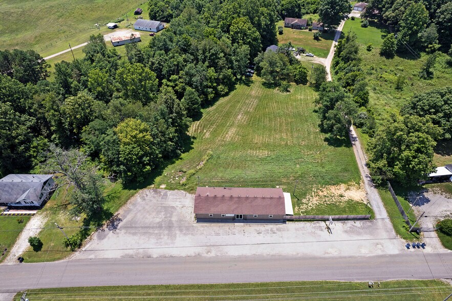 6419 Flaherty Rd, Vine Grove, KY à vendre - Photo de l’immeuble – Image 3 sur 15