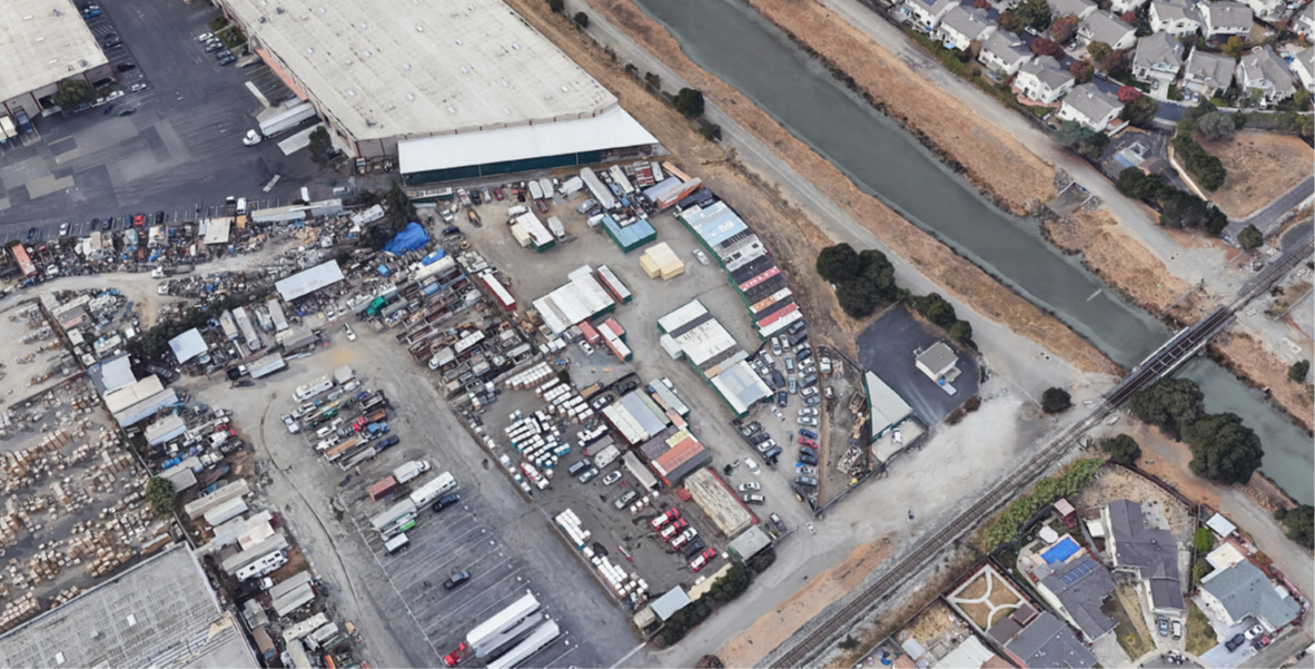 15725 Railroad Ave, San Lorenzo, CA à louer Photo principale– Image 1 sur 9