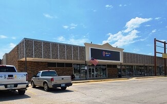 Plus de détails pour 601-621 W Grand Ave, Chickasha, OK - Local commercial à louer