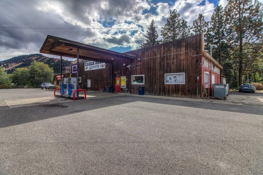 8590 WA-410, Naches, WA à vendre - Photo de l’immeuble – Image 3 sur 50