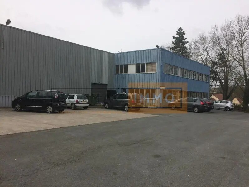 Bureau dans SAINT-OUEN-L'AUMONE à louer Photo de l’immeuble– Image 1 sur 9