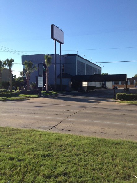 6213 Richmond Ave, Houston, TX à louer - Photo de l’immeuble – Image 2 sur 3