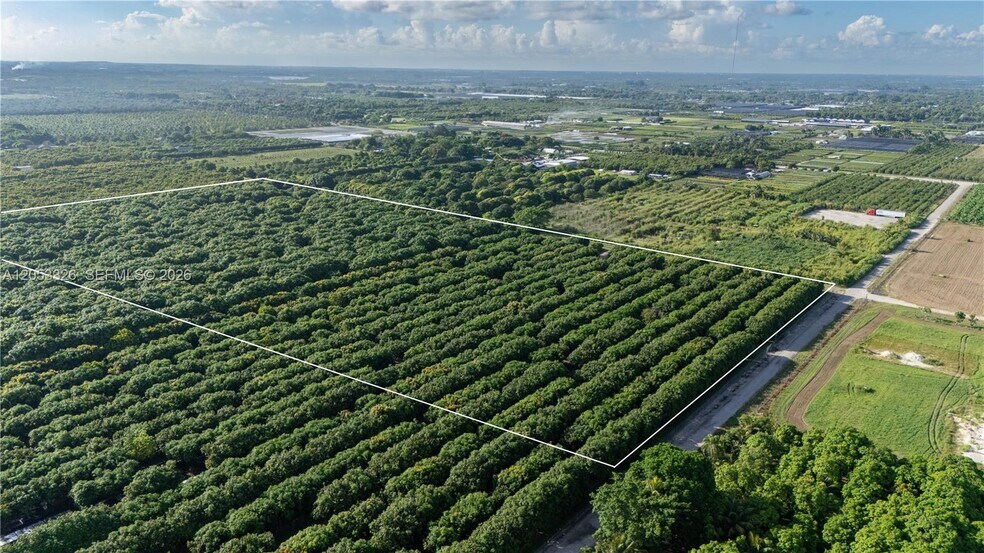 187th Ave, Miami, FL à vendre - Aérien – Image 2 sur 5