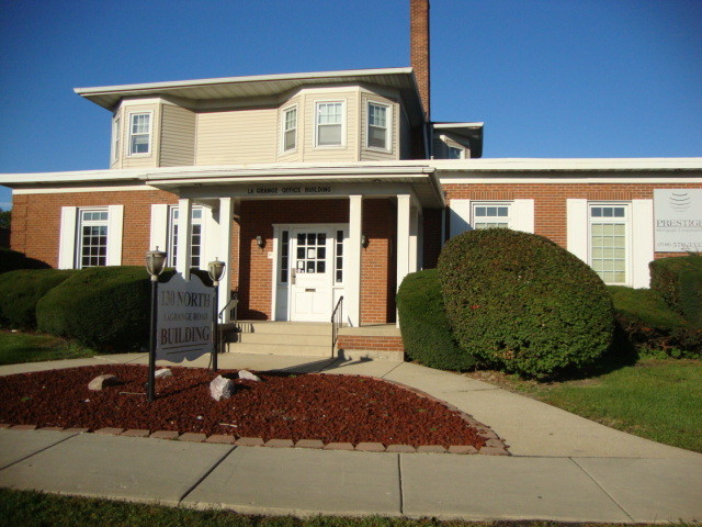 130 N La Grange Rd, La Grange, IL à vendre - Photo de l’immeuble – Image 3 sur 6