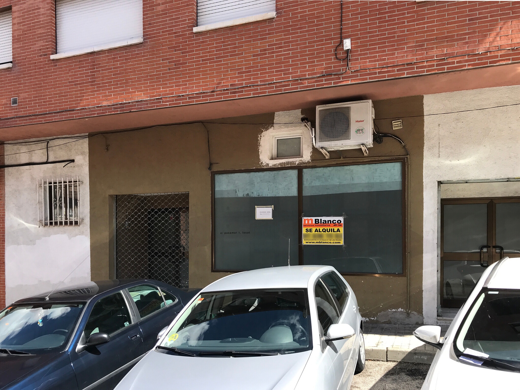 Local commercial dans Las Rozas de Madrid, Madrid à louer Photo de la construction– Image 1 sur 17