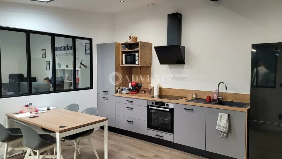 Local d’activités dans Vigneux-de-Bretagne à louer - Photo intérieure – Image 2 sur 4