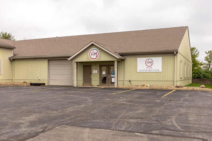 493 Bev Rd, Youngstown, OH à vendre - Photo de l’immeuble – Image 3 sur 32