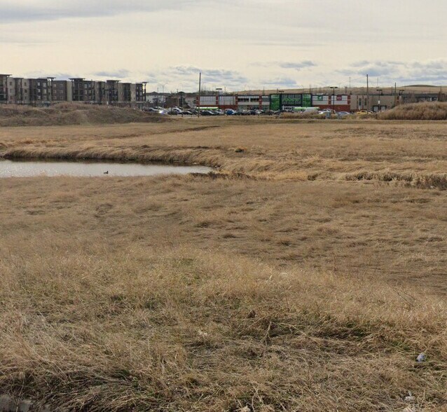 116 Railway Av SW, Airdrie, AB à vendre - Autre – Image 2 sur 2