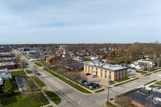 24025 Greater Mack Ave, Saint Clair Shores, MI - VUE AÉRIENNE  vue de carte - Image1
