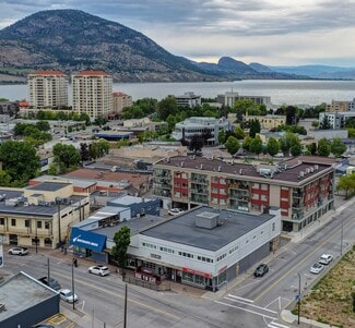 Plus de détails pour 65-85 E Nanaimo Av E, Penticton, BC - Local commercial à vendre