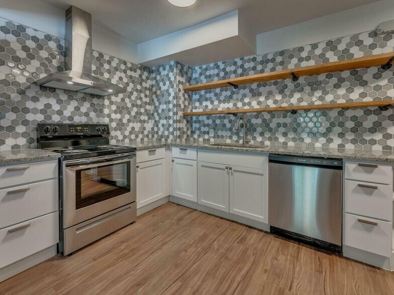 Norman Oklahoma Properties portefeuille de 2 biens à vendre sur LoopNet.fr - Photo de l’immeuble – Image 3 sur 18